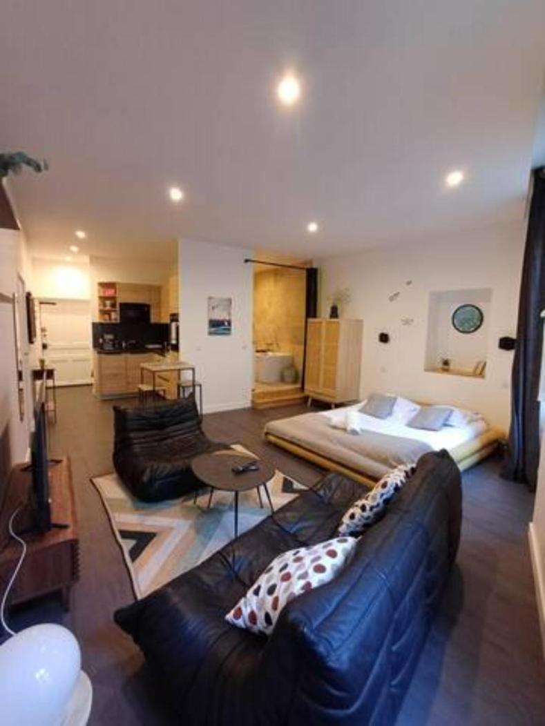 Le Sainte Claire - Majord'Home Annecy Centre מראה חיצוני תמונה